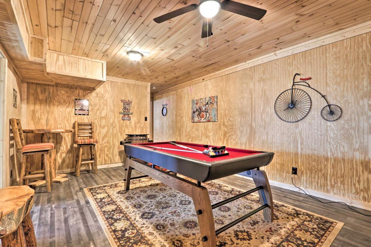 Gatlinburg Cabin With Loft And Game Room 1 Mi To Town Экстерьер фото