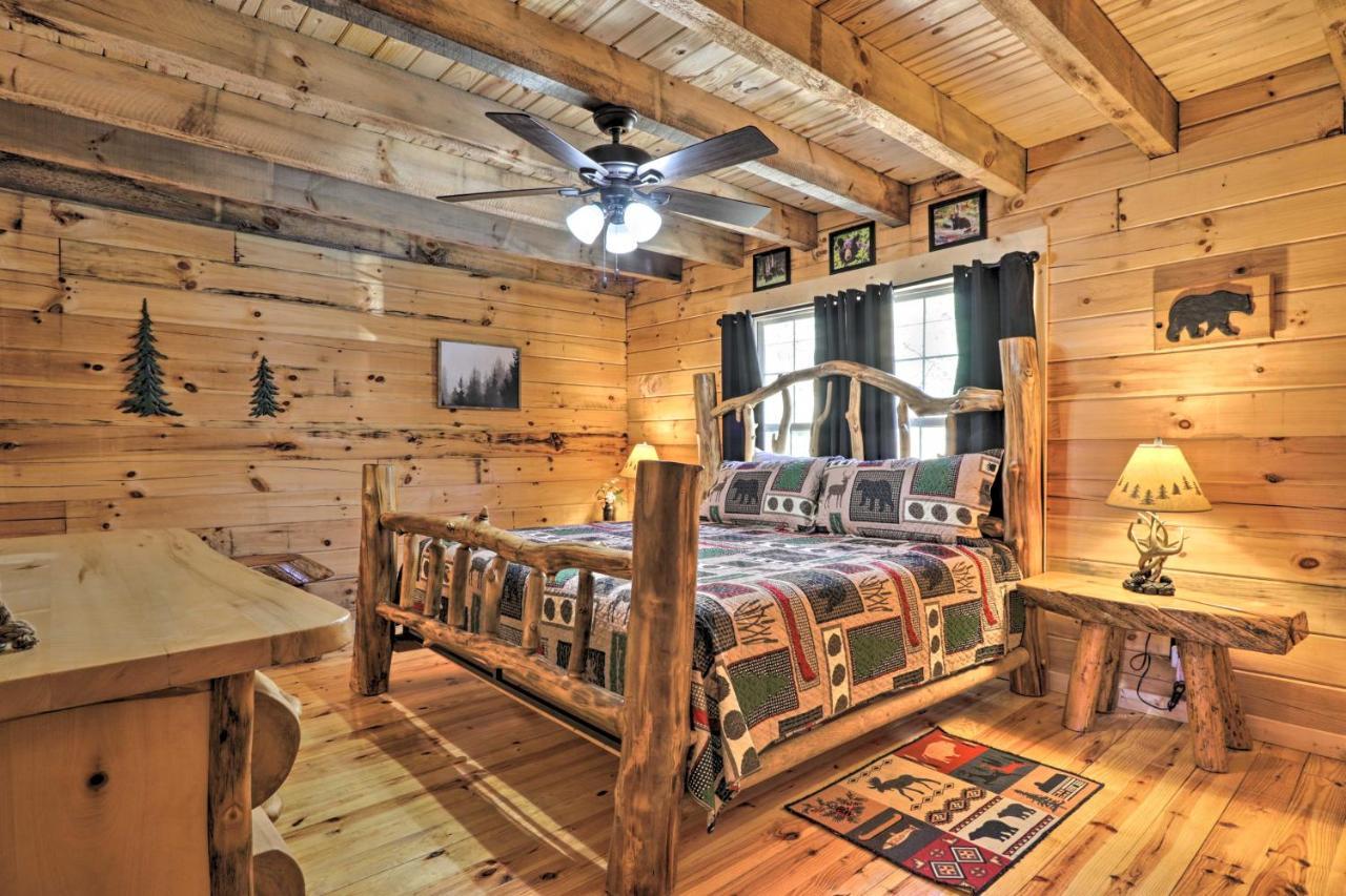 Gatlinburg Cabin With Loft And Game Room 1 Mi To Town Экстерьер фото