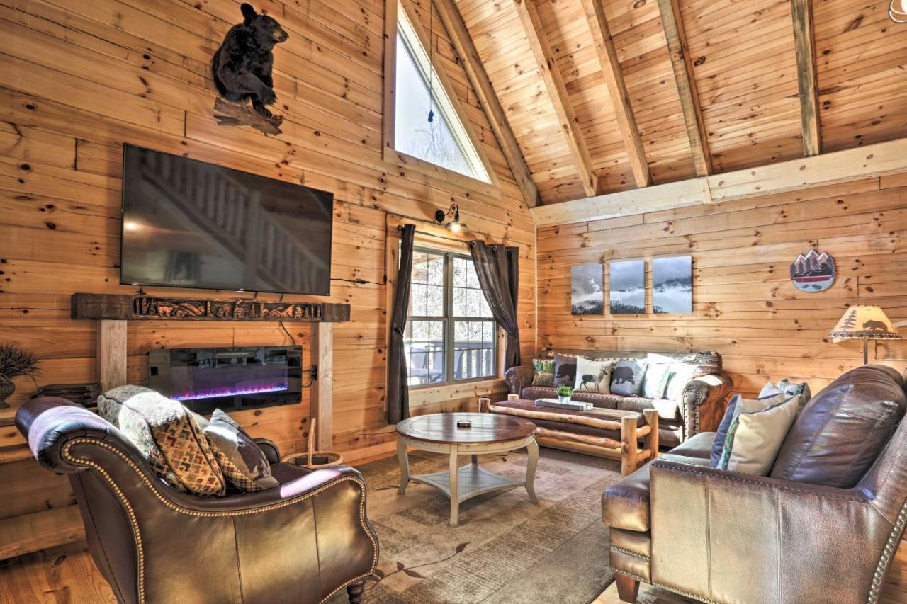 Gatlinburg Cabin With Loft And Game Room 1 Mi To Town Экстерьер фото