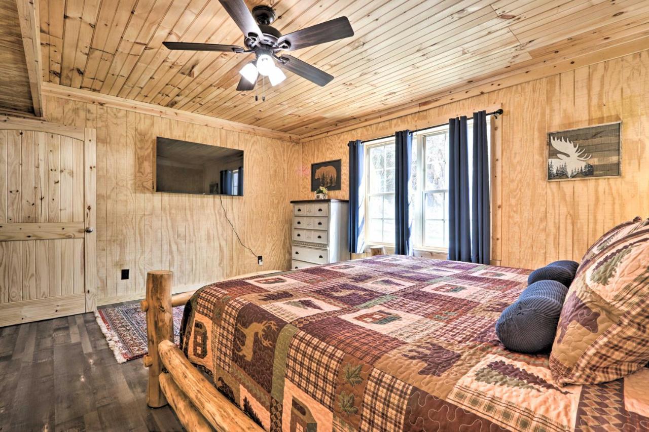 Gatlinburg Cabin With Loft And Game Room 1 Mi To Town Экстерьер фото